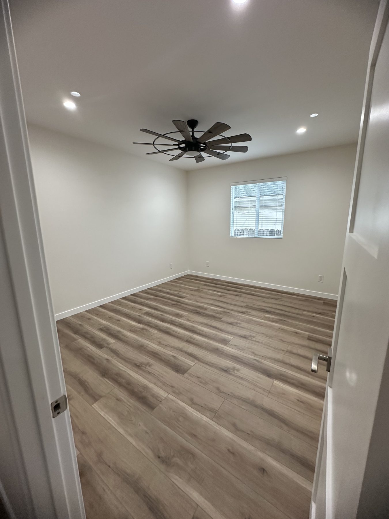 Bedroom with recessed lighting and ceiling fan at 1148 S Rimpau Blvd